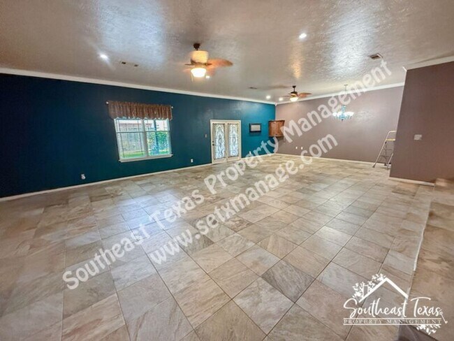Building Photo - 2640 Louisiana Ave