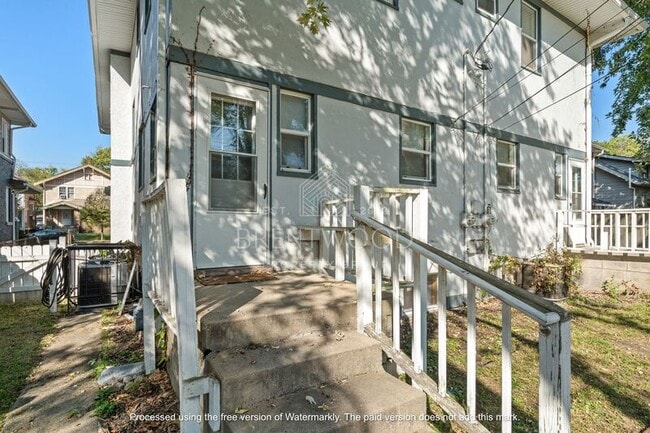 Building Photo - 3039 N Delaware St