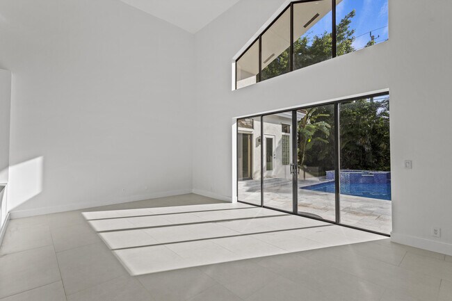 Building Photo - 4798 NW 25th Way