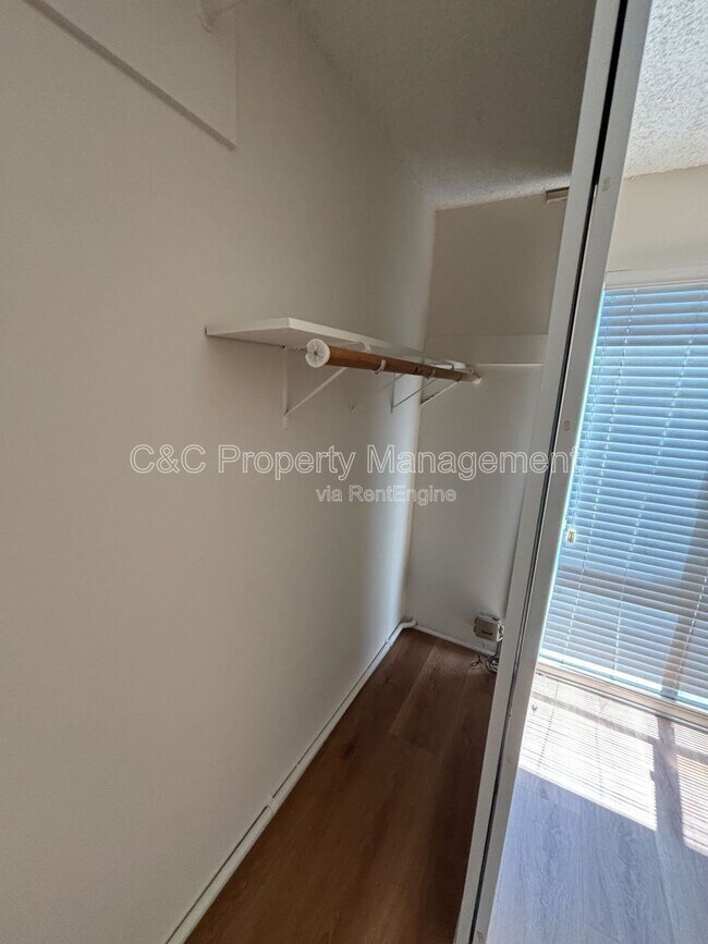 Building Photo - 802 Camino Real