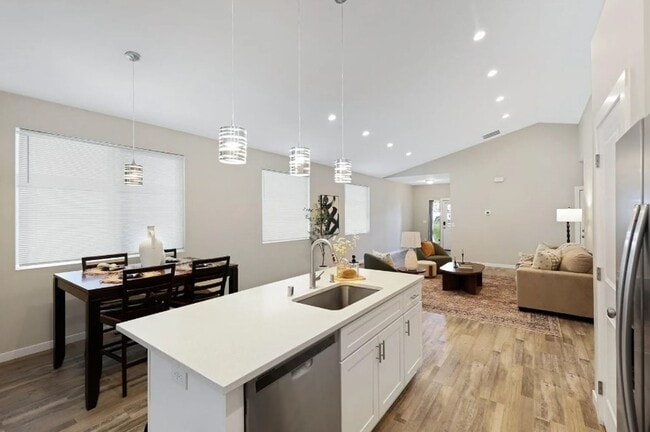 Building Photo - Modern Updates Meet Classic Charm in This ...