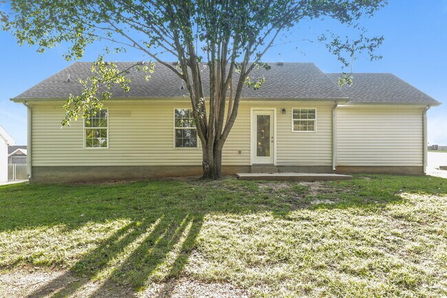 Building Photo - 1318 Lyndsey Ridge Dr