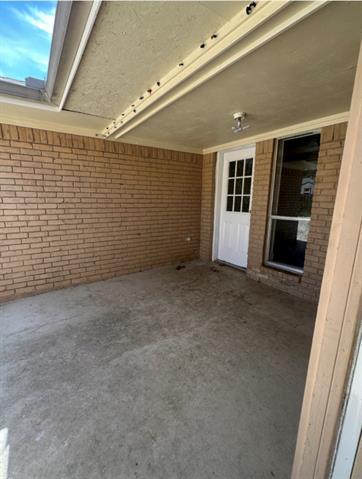 Building Photo - 1121 Goldenrod Dr