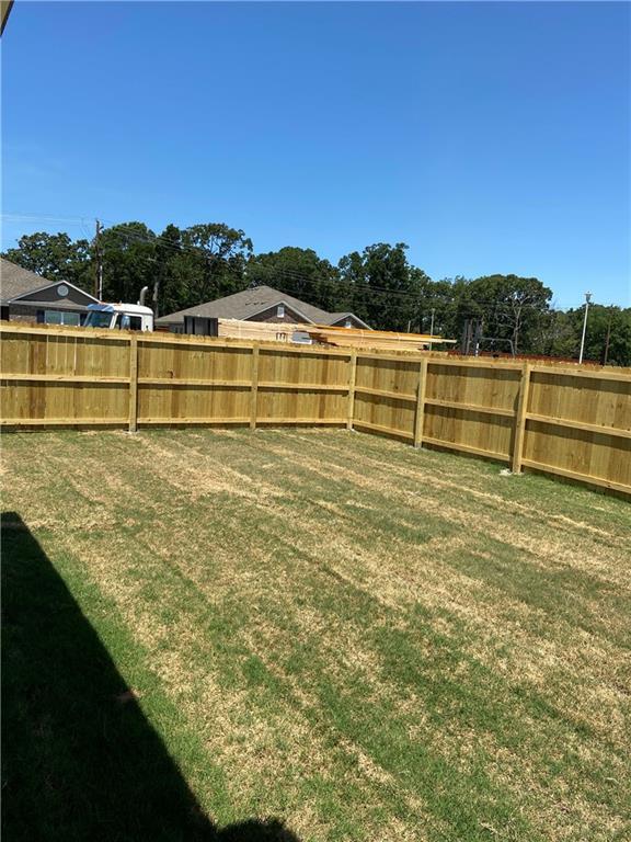 Building Photo - 1780 Forest Dr