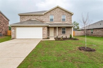 Building Photo - 3527 Chestnut Oak Dr