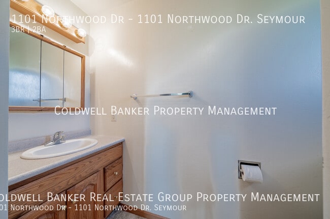 Building Photo - 1101 Northwood Dr