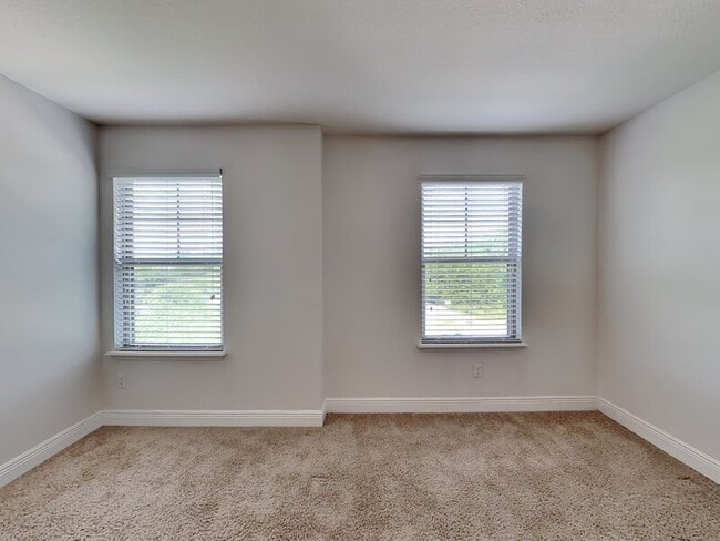Building Photo - 10866 Sunset Ridge Ln