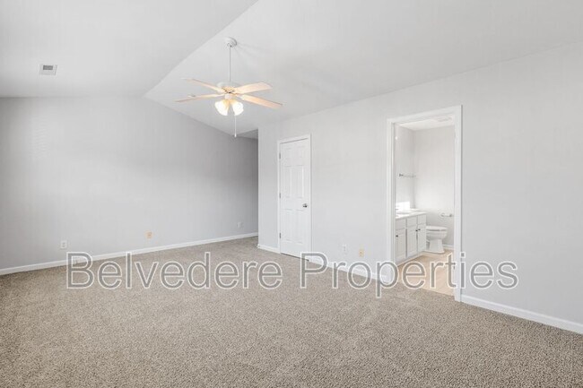 Building Photo - 14 Dunlevy Way