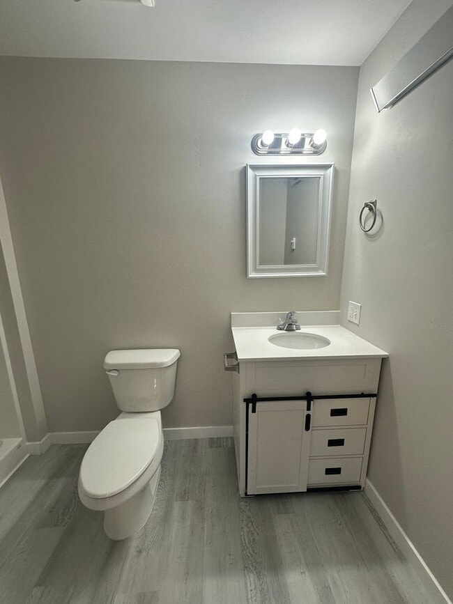 Building Photo - Brand New & Adorable 2 Bedroom, 2 Bathroom Unit in Saint Anthony! ($200 OFF OF FIRST MONTHS RENT!!!)