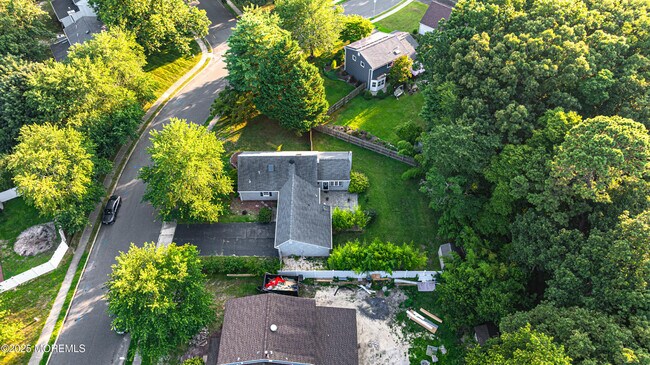 Building Photo - 61 Berkshire Dr