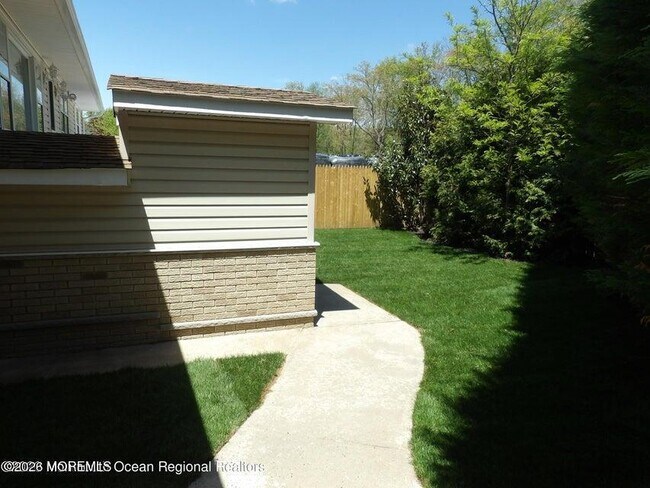 Building Photo - 1477 US-9