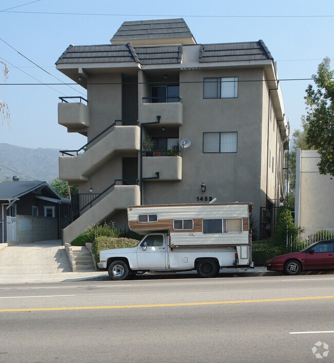 Building Photo - 1453 Colorado Blvd