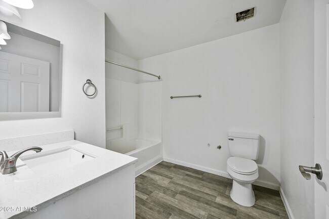 Building Photo - 3065 N 67th Ave