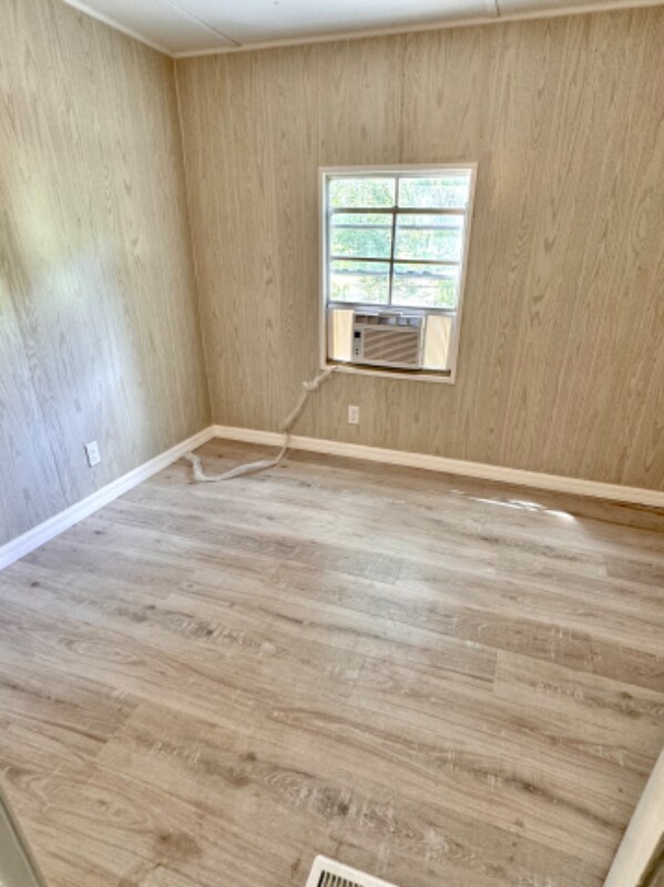 Building Photo - 525 Moose Club Rd