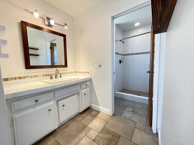 Building Photo - 4301 Edenbury Dr