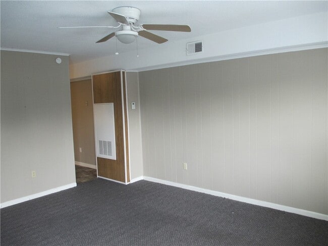 Building Photo - 401 Greenville St