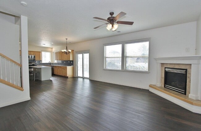 Building Photo - 2047 S Ice Bear Way