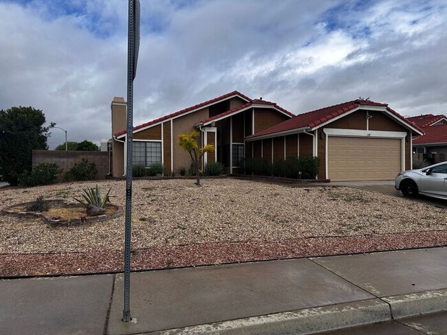 Building Photo - Situated on A Corner Lot in the Cozy Commu...