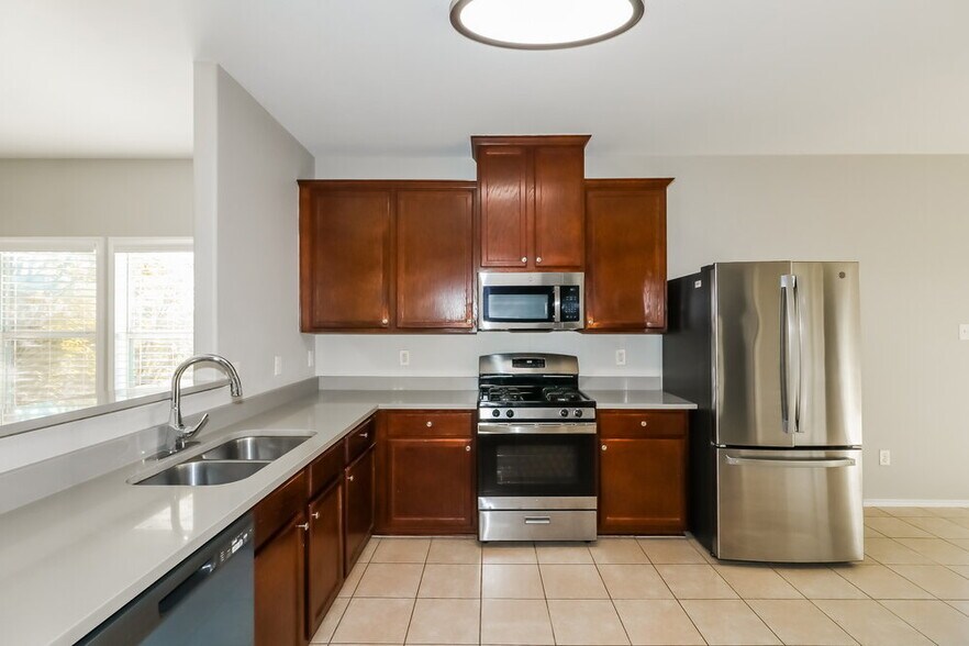 Building Photo - 3419 Afton Forest Ln