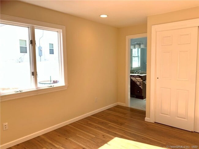 Building Photo - 89 Cortland Cir
