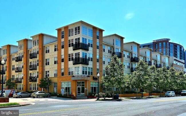 Building Photo - 1201 East-West Hwy
