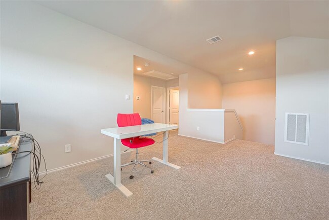 Building Photo - 14881 Prickly Pear Cv
