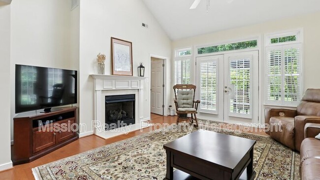 Building Photo - 5303 Creek Heights Dr