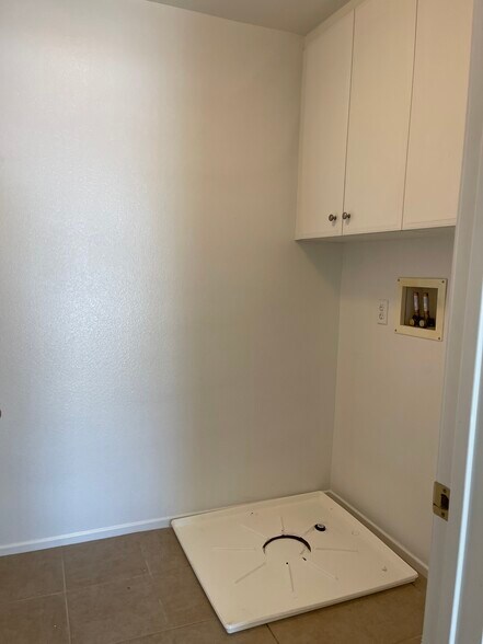 Building Photo - 33690 Willow Haven Ln