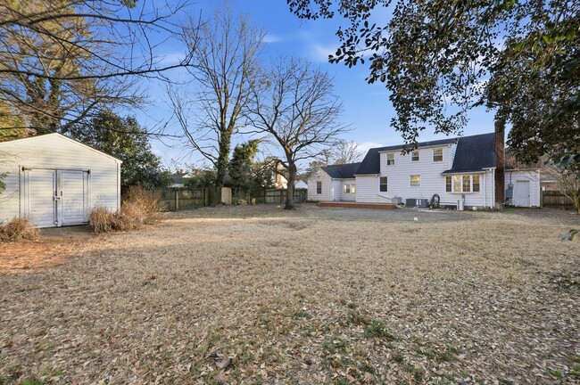 Building Photo - 130 Haven Dr