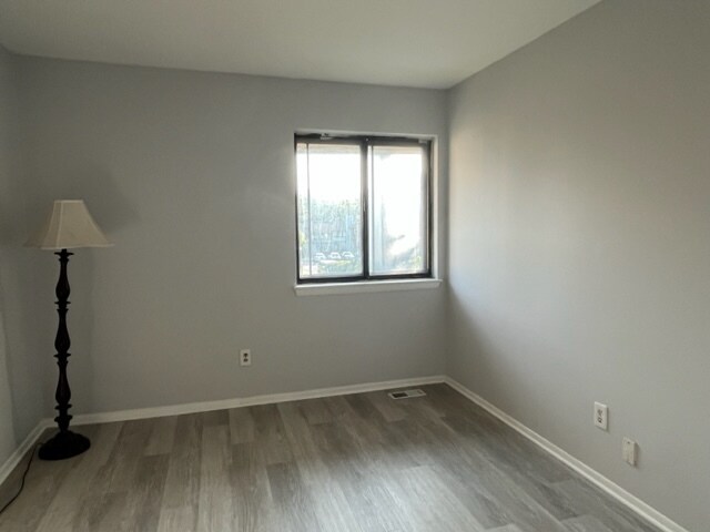 Building Photo - 18451 Stone Hollow Dr