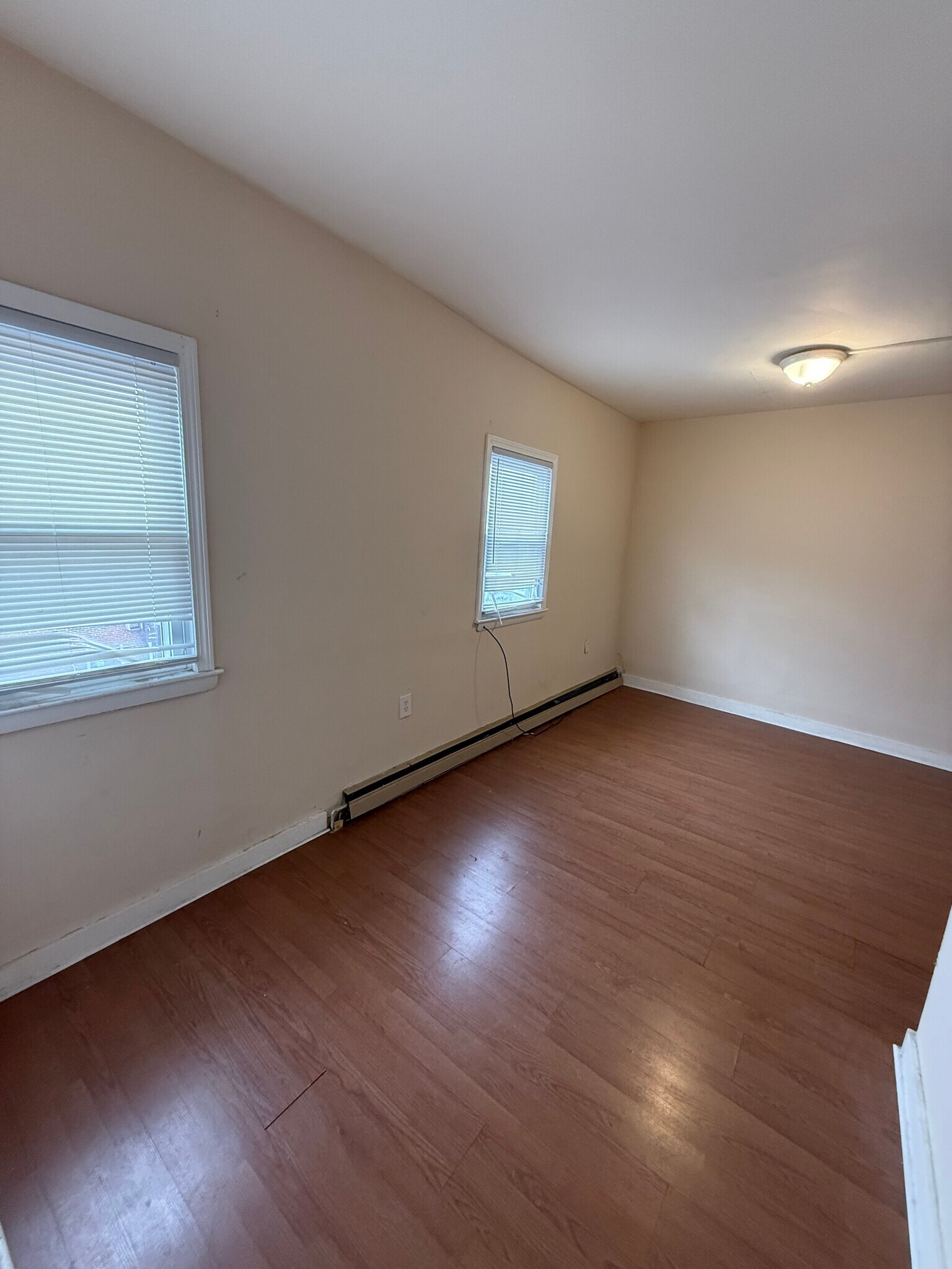 Building Photo - 254 Grafton St