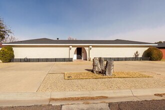 Building Photo - 3306 Haynes Ave