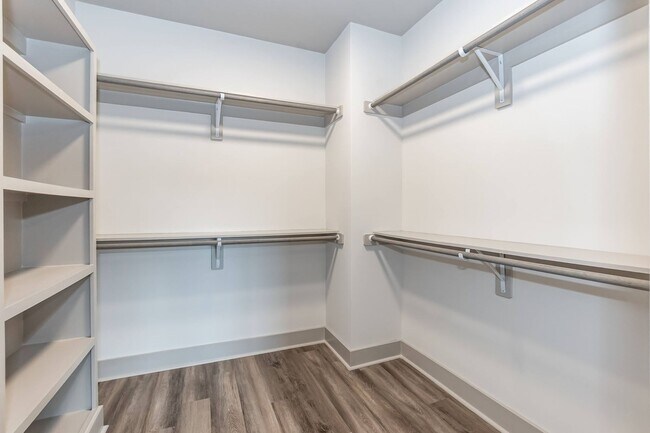 Building Photo - New Construction Modern Home!