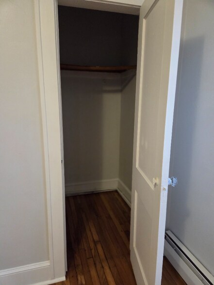 Building Photo - 168-170 Oak St