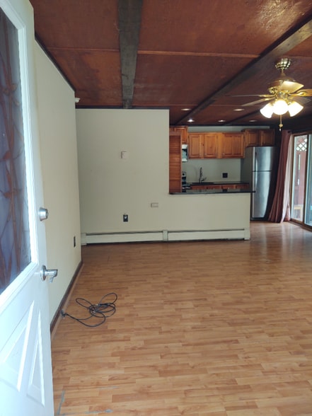 Building Photo - 206 Sellersville Dr