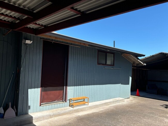 Building Photo - KONA1122