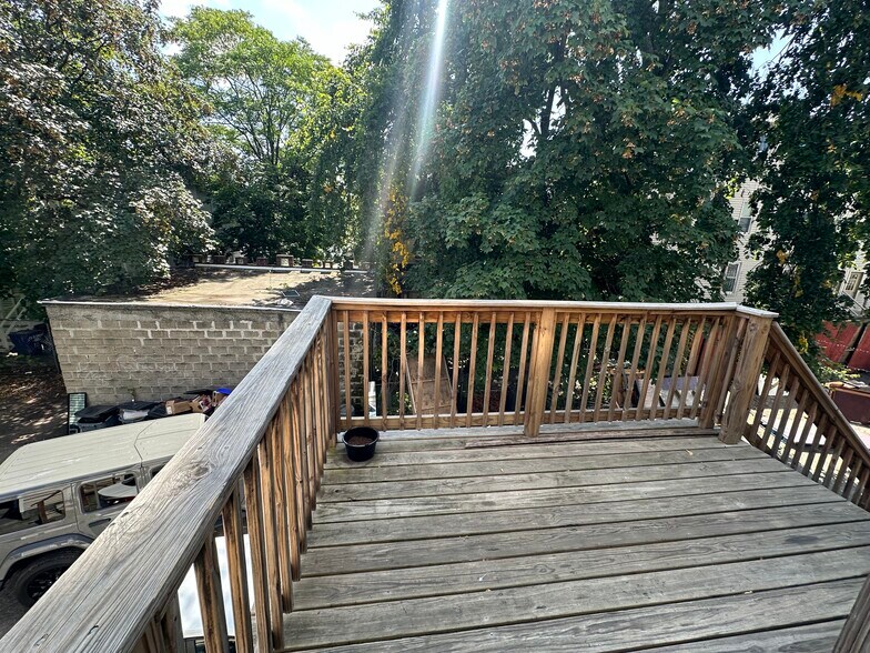 Building Photo - 23 Pratt St