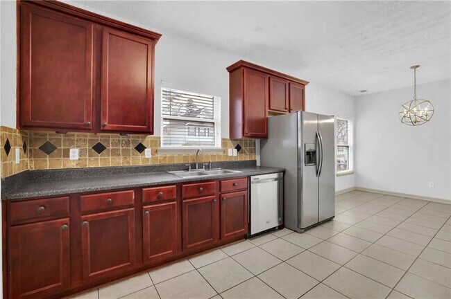 Building Photo - 857 Crested Hawk Trail