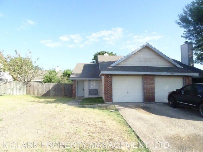 Primary Photo - 2 br, 1 bath House - 7025 SILVER CANYON