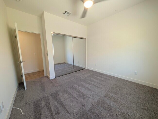 Building Photo - 30100 San Joaquin Dr