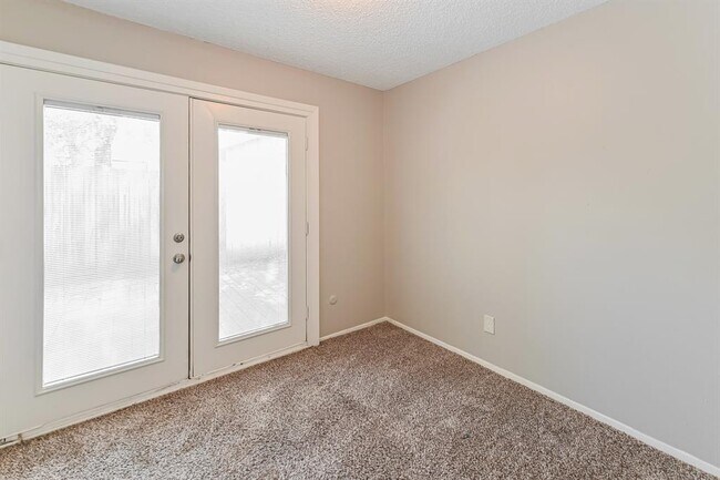 Building Photo - 6316 Porterway Dr