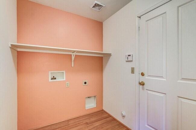 Building Photo - 6790 S Avenida Del Abrazo