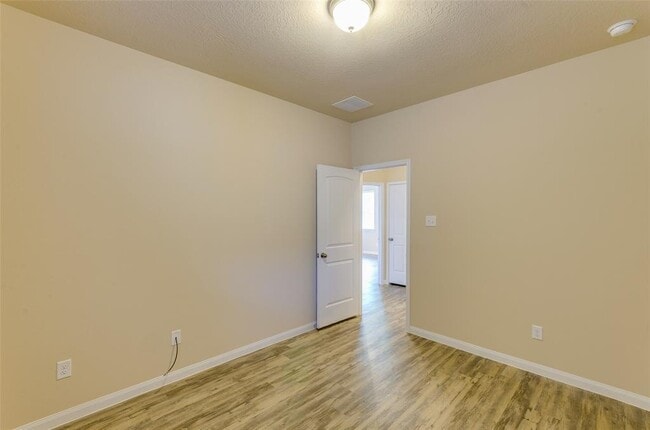 Building Photo - 11817 Mockingbird Ln