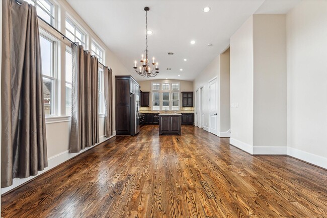Building Photo - 3917 Gramercy St