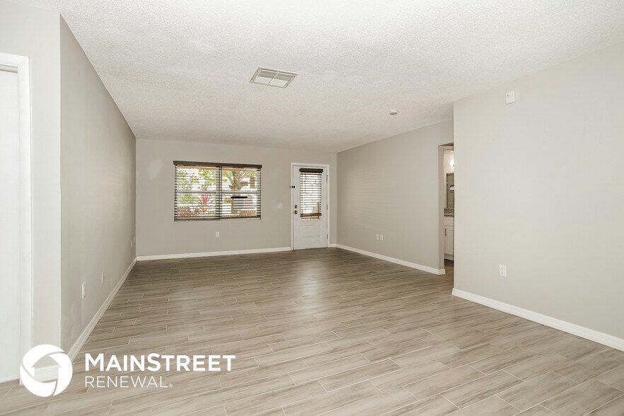 Building Photo - 3728 Yosemite Dr