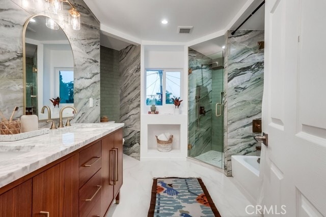 Building Photo - 4016 6th Ave