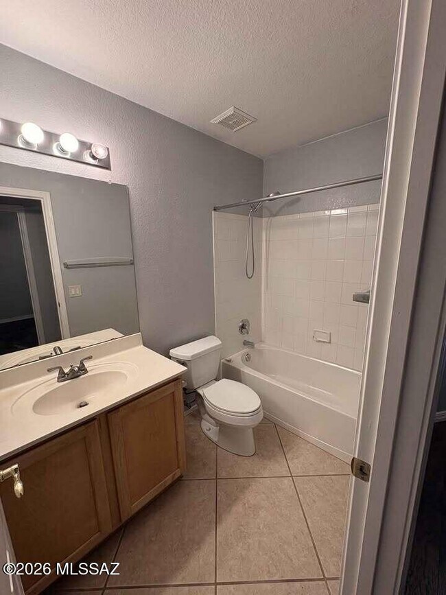 Building Photo - 8885 N Majestic Mountain Dr