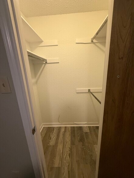 Bedroom #2 Closet - 1401 Lackey Ct