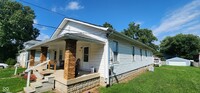 Building Photo - 2715 S Moreland Ave