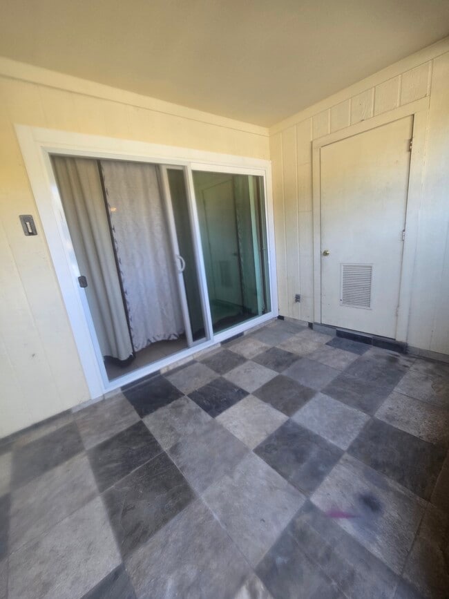 Building Photo - 1819 Babcock Rd